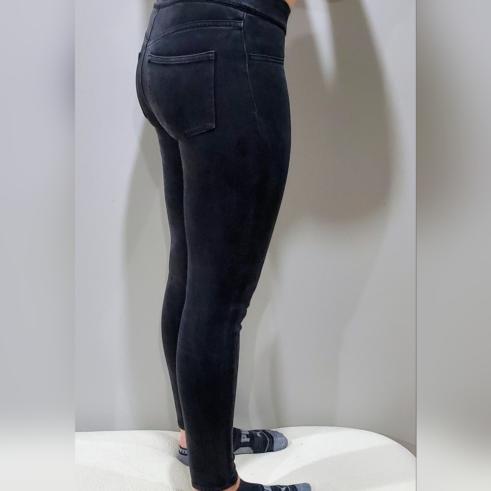Madewell Anywhere Jean Black Skinny Size 27 High Rise Pull-On